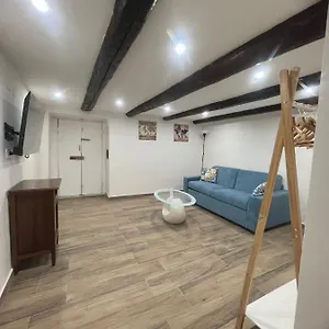 https://lucullos-home.hotels-amalfi.com