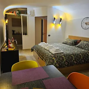 https://petraio-home.hotels-amalfi.com